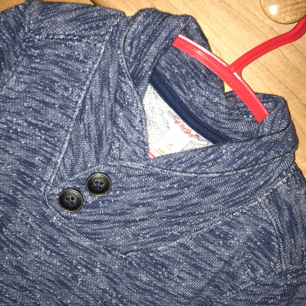 Sweater - Picture 2 of 2